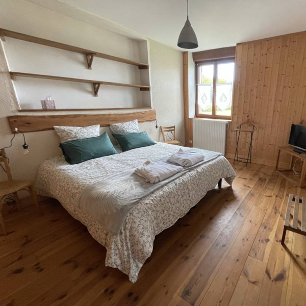 Les hébergements - Côté Tiretaine - Crêperie Orcines - meilleur resto ORCINES